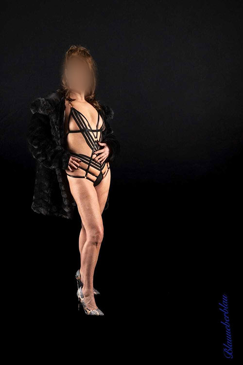 Grande Dame Escort Charlene in Frankfurt